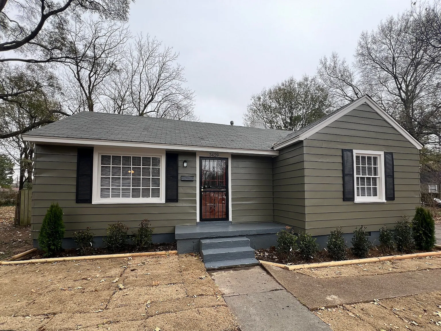 3429 Parker Ave — Photo 1