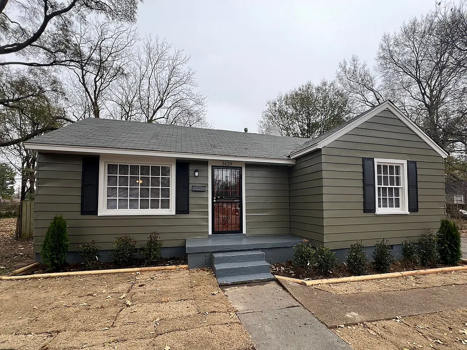 3429 Parker Ave