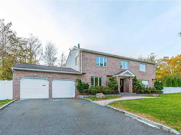 3rd image of 1 W Fern Dr