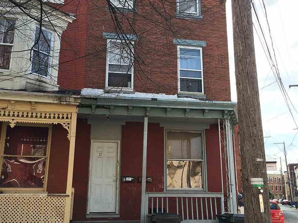 2nd image of 232 S 14th St
