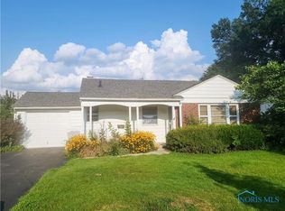 2104 Woonsocket Rd, Toledo, OH 43615