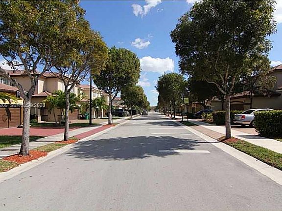 3rd image of 11277 NW 44th Ter