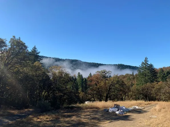 1218 Eight Mile Ridge Rd, Mad River, CA 95552