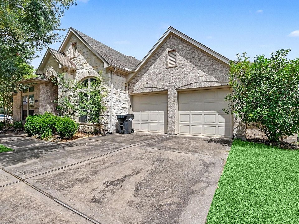1st image of 2701 Green Mountain Dr