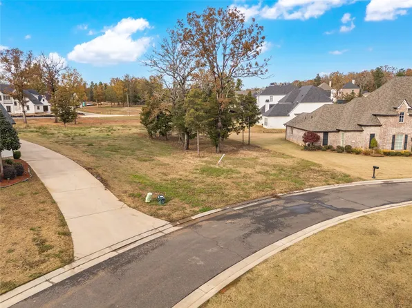 10924 Whispering Path Dr, Shreveport, LA 71106