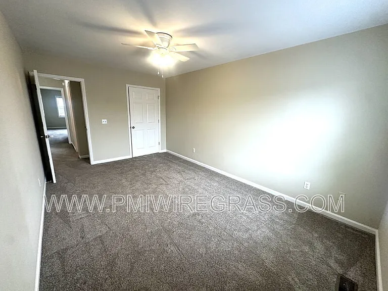 125 Commons Dr — Photo 12