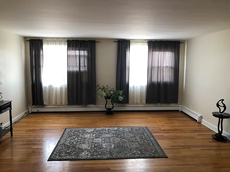 2411 W Balmoral Ave #3G — Photo 8