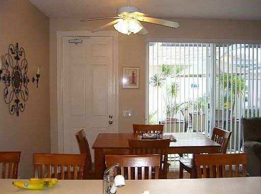 4th image of 135 Farmingdale Dr