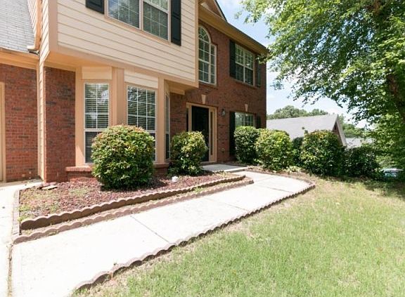 3rd image of 545 Sterling Pointe Ct