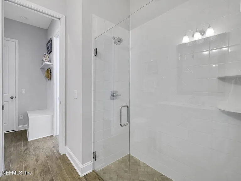 102 Seabrook Dr — Photo 55