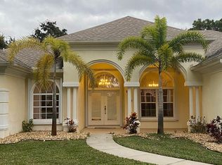 1700 Winding Ridge Cir SE, Palm Bay, FL 32909