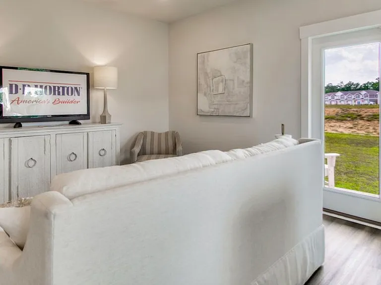 1407 Maritime Dr — Photo 7