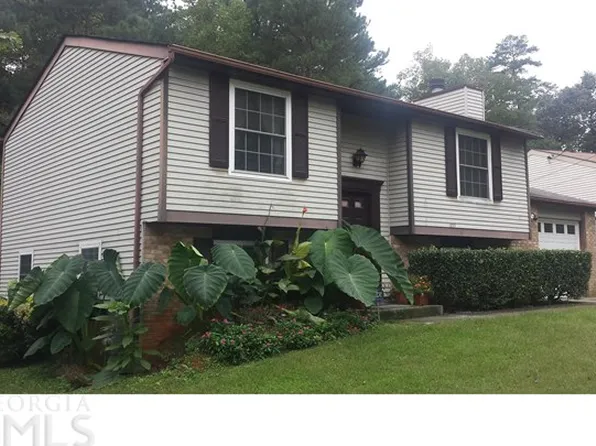 1277 Muirforest Dr, Stone Mountain, GA 30088