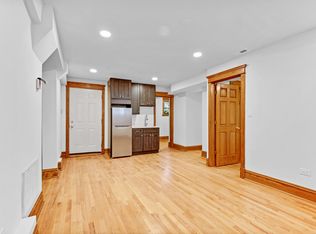 3806 N Greenview Ave #1, Chicago, IL 60613