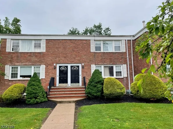 17 Dartmouth Ave APT 2B, Bridgewater, NJ 08807