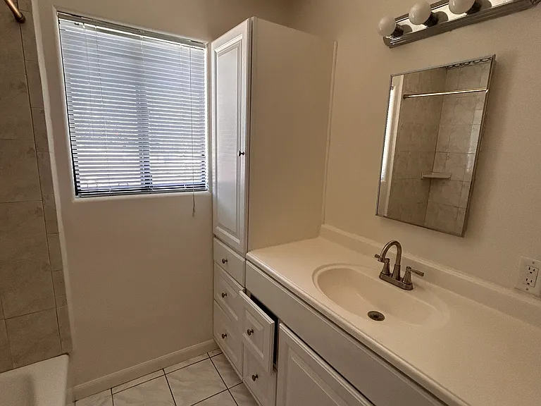 5935 Buffalo Ave — Photo 12