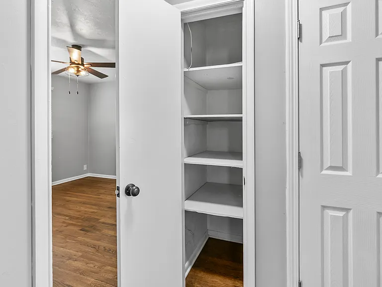 4505 Bancroft St — Photo 21