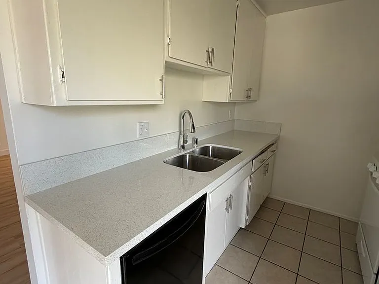 3726 Jasmine Ave — Photo 10