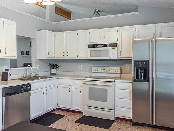 5th image of 7716 Timberlake Trail Ln