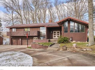 2779 Fort Island Dr, Akron, OH 44333