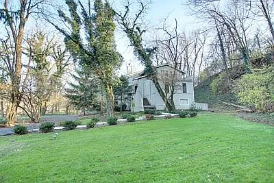 1030 W Stroop Rd photo 1