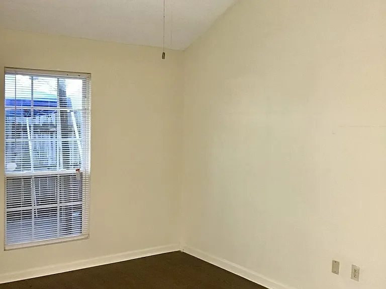 8220A Governor Dr — Photo 9