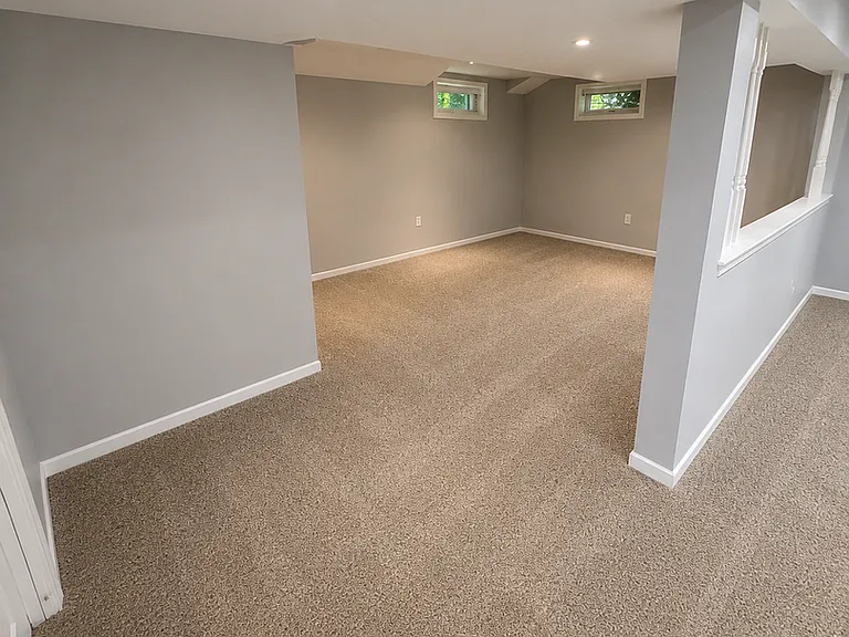 1536 Salerno Dr — Photo 11