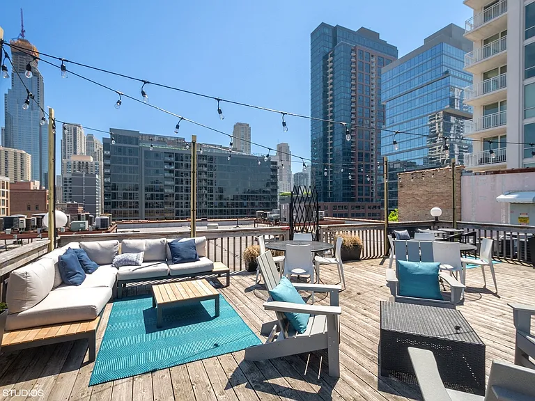 225 W Huron St #316 — Photo 12