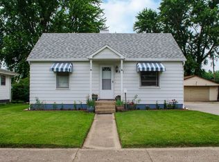 810 W Harvard St, Champaign, IL