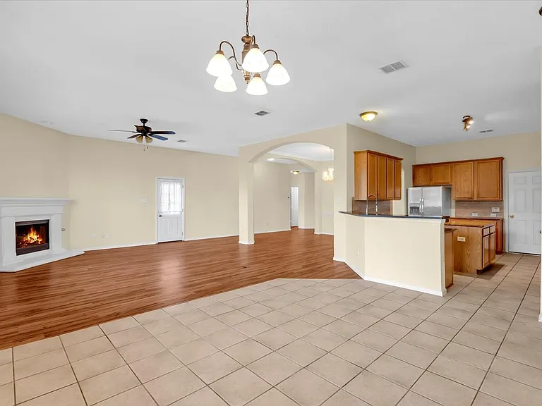 2023 Lairds Dr — Photo 19