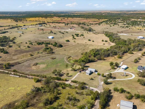 224 Hcr #1114, Blum, TX 76627