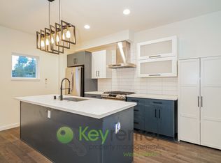 3609 S Findlay St, Seattle, WA 98118