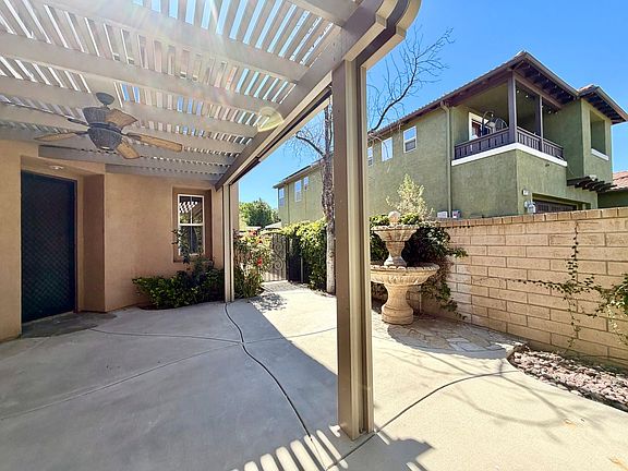 4th image of 34712 Chinaberry Dr