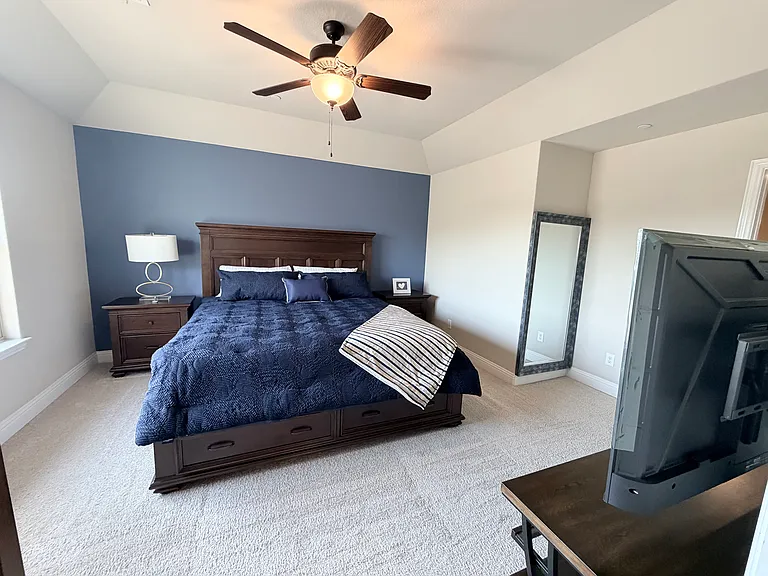 305 Tottenham Ct — Photo 25