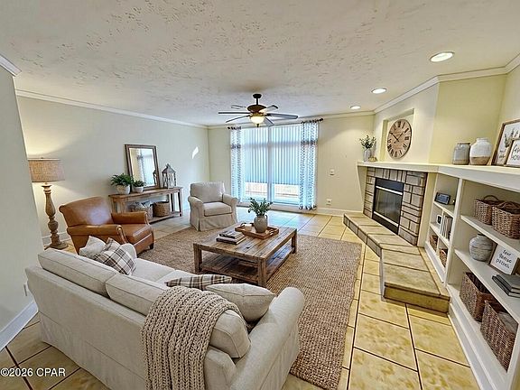 3rd image of 4421 Magnolia Rd