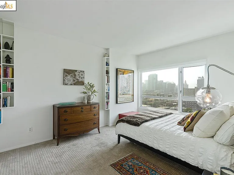 1 Lakeside Dr #1709 — Photo 4