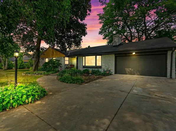 17640 Evergreen COURT, Brookfield, WI 53045