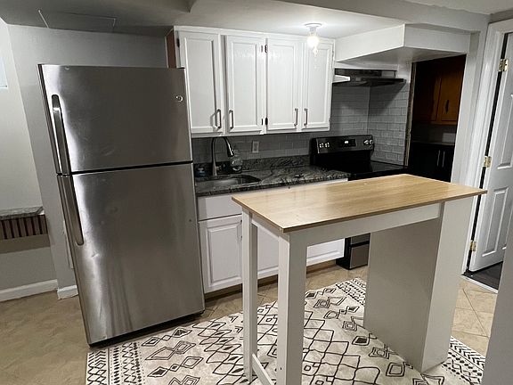 3rd image of 4401 Tonquil Pl #Basement
