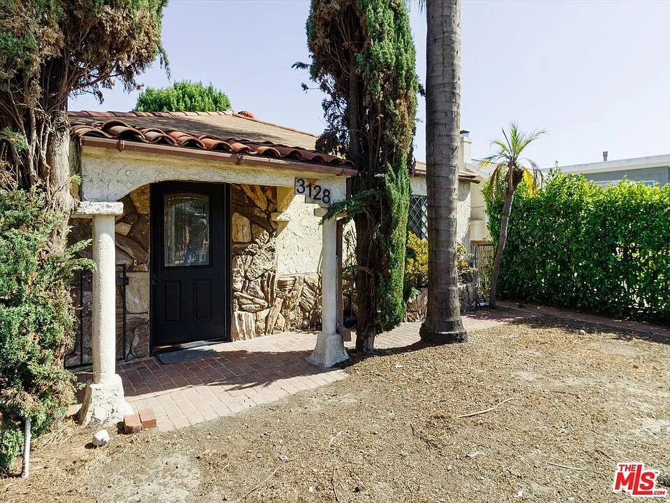 3128 Vera Ave