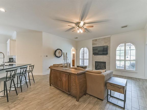 4th image of 14110 Amber Hollow Ct