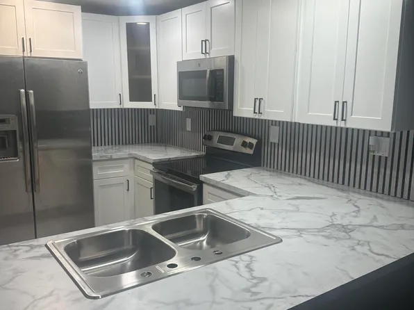 207 NW 32nd Ct APT 106, Pompano Beach, FL 33064