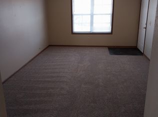 714 Cedar Dr APT D, Warrensburg, MO 64093