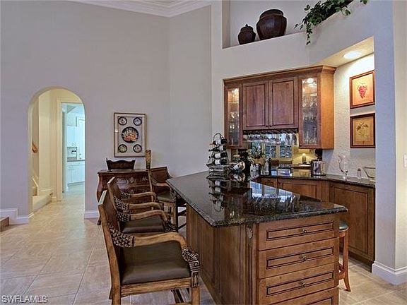 5th image of 3725 Ascot Bend Ct