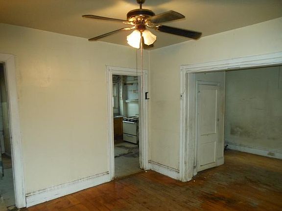 Photos