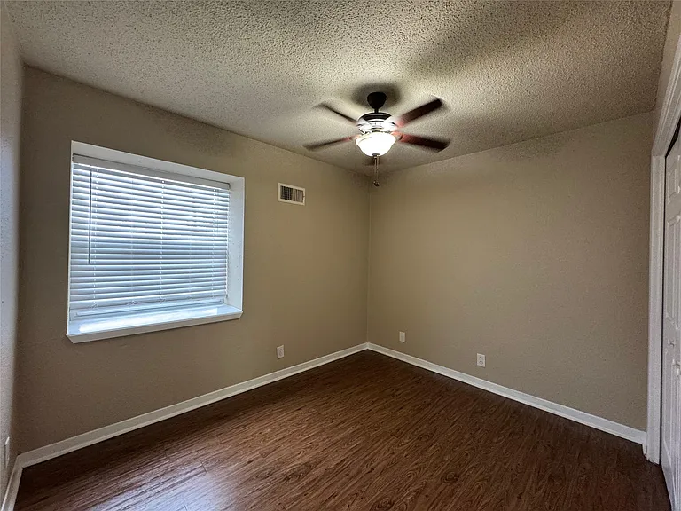 5006 W Wind Trl #102 — Photo 11