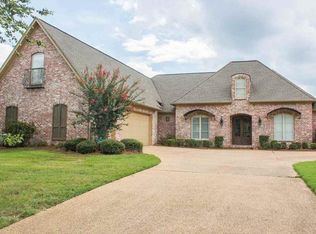 331 Wrenfield Way, Ridgeland, MS 39157