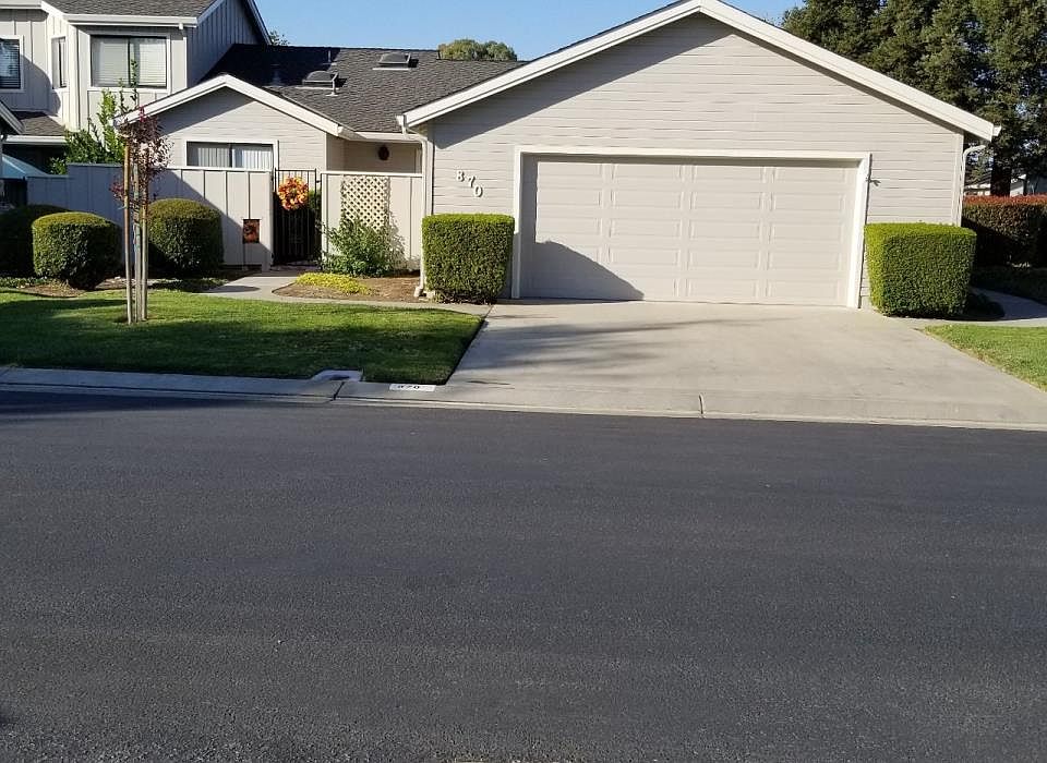 1st image of 870 Helen Dr