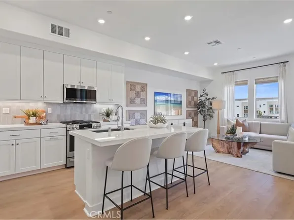 1405 Snowberry Pl, Montebello, CA 90640