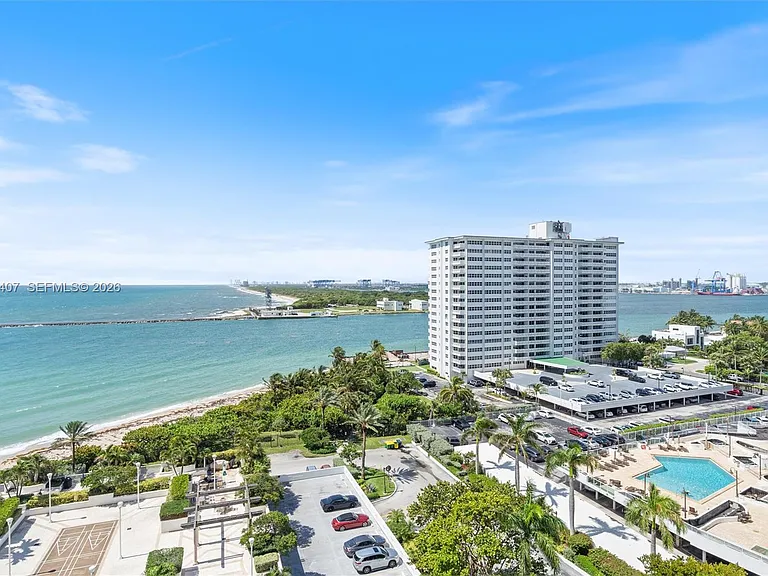 2100 S Ocean Ln #1002 — Photo 26