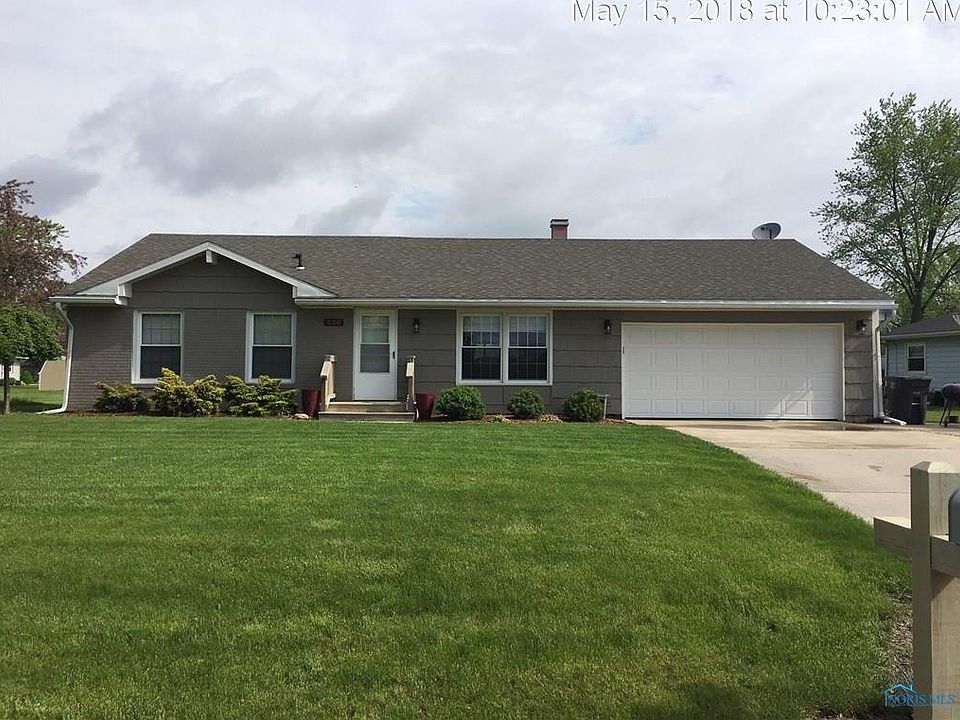 1st image of 220 Catalina Dr